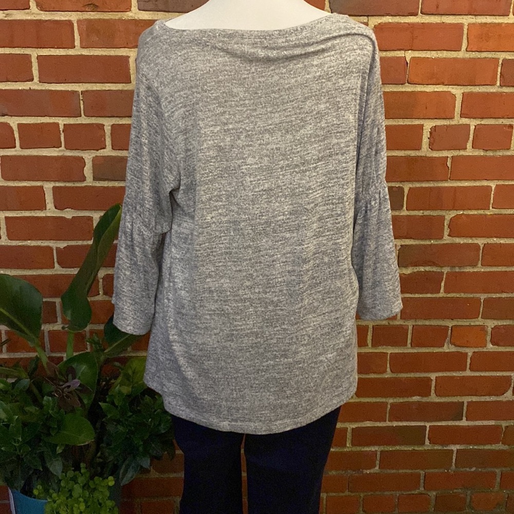 Loft Sweater - Picture 5 of 6
